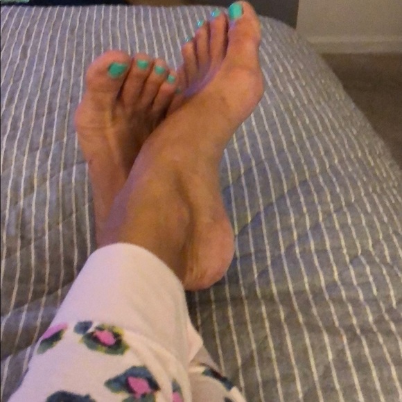 Meet your Posher, Stephanie - Picture 1 of 1